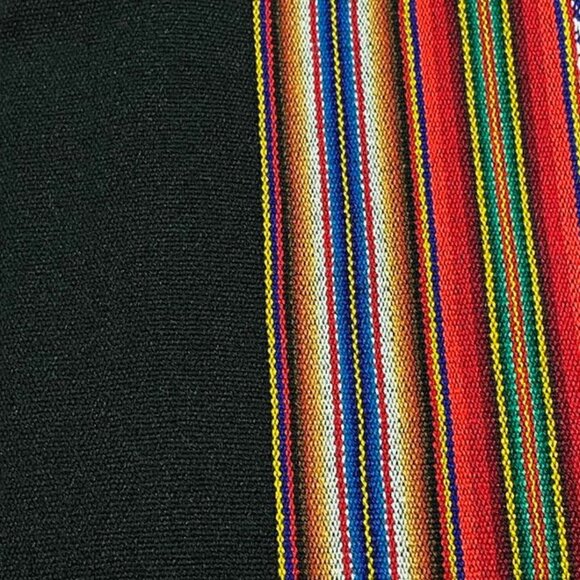 Peruvian Women's Wrap - 42 in x 46 in - Black with Multicolor Stitching - NEW - Picture 3 of 4